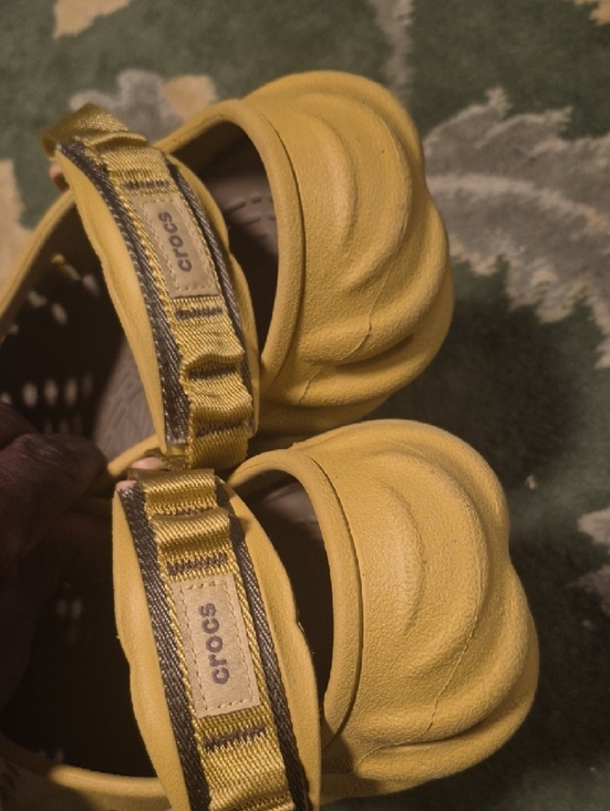 CROCS Kids\' Yellow Classic Sandal-Clogs main image 6